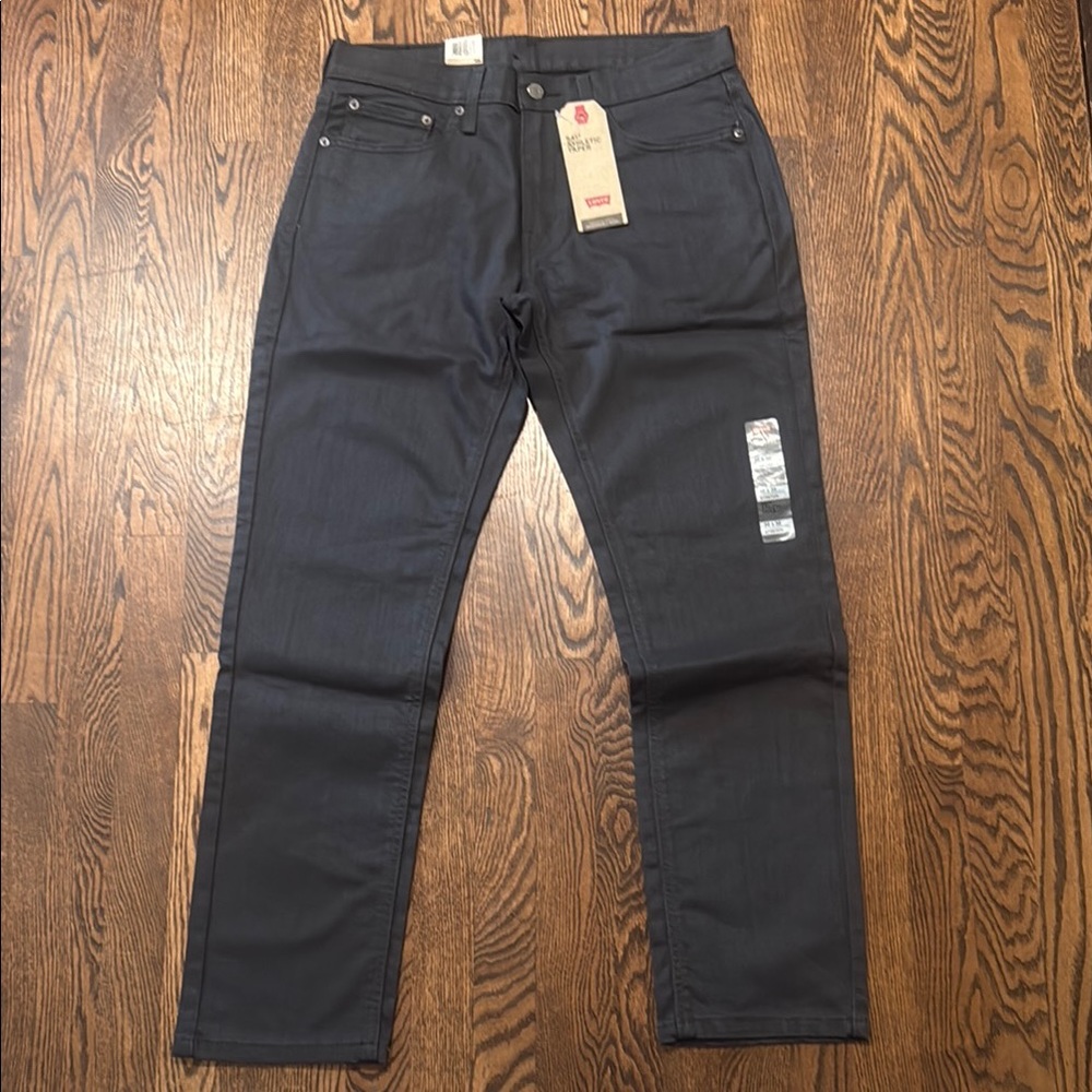 Levi’s Black Jeans
